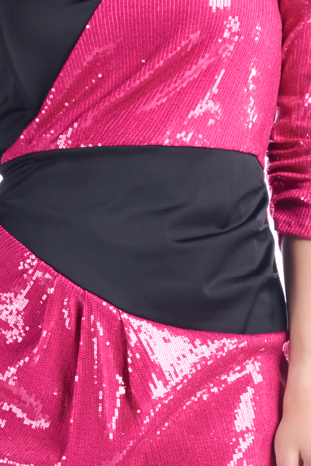 Abito corto monospalla full paillettes con contrasti in raso neri SANTELA - Image 4