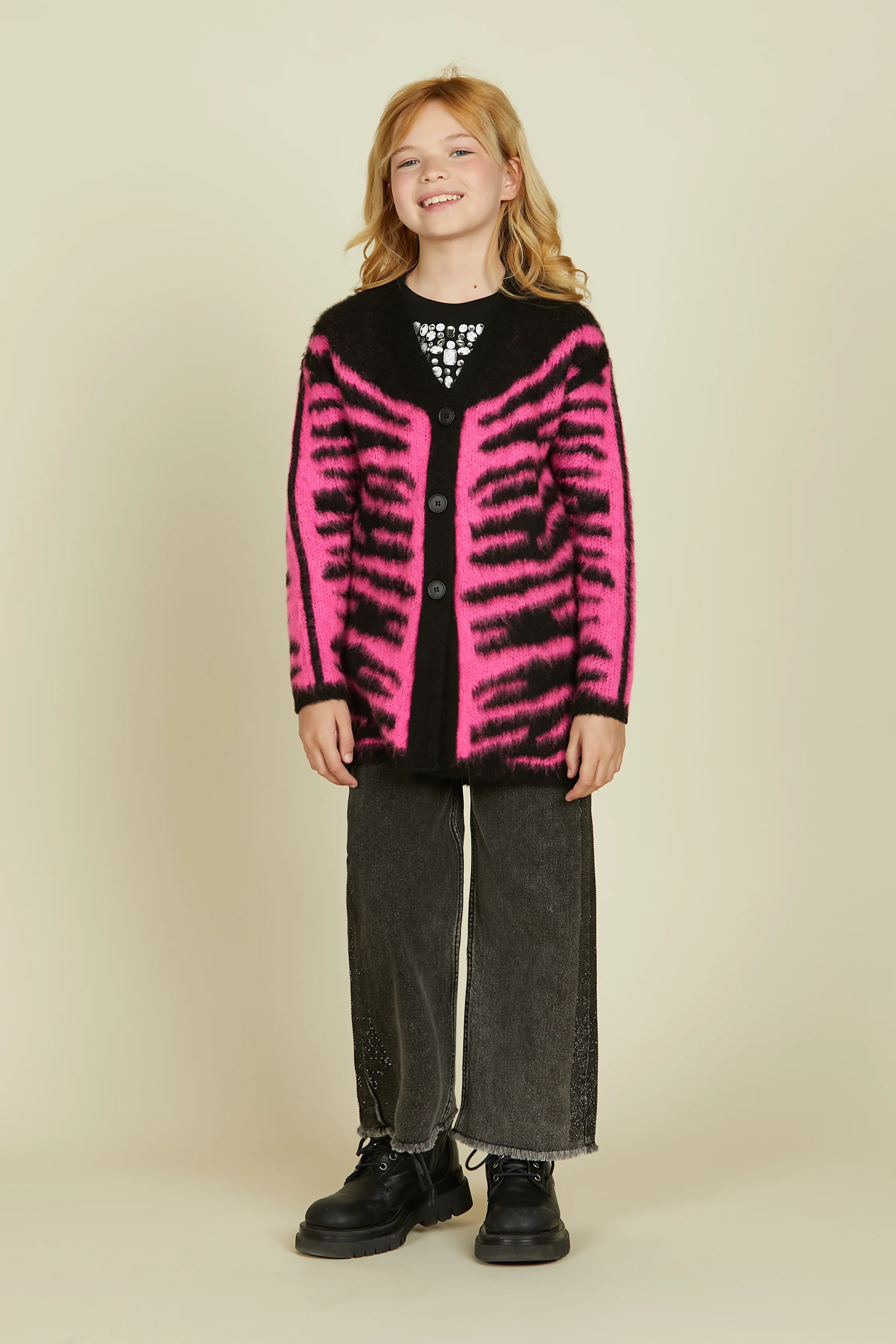 Panta CIASY 1 bott. 5ts.largo bande strass sfrangiato denim black - Image 4