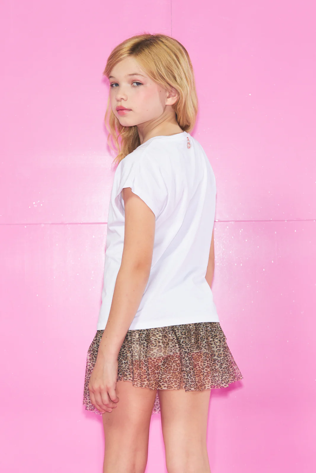 T-Shirt HERINA mezza manica con Stampa più Collana Catena - Image 3